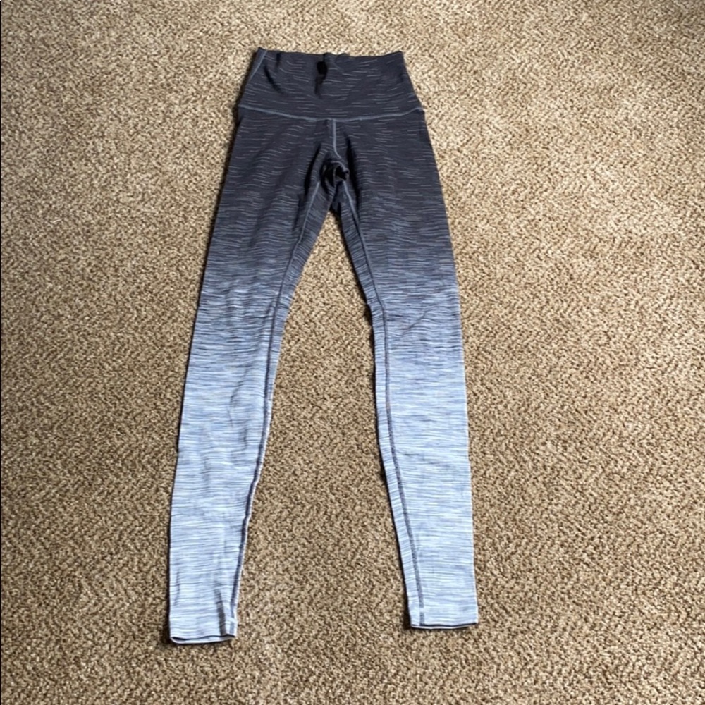 Lululemon high-waisted ombré legging, size 6